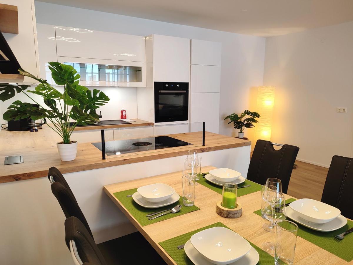 Modern Mountain Apartment - Free Parking & Sauna オーバータウエルン エクステリア 写真