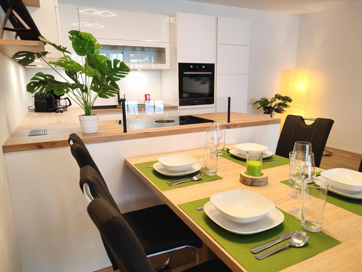 Modern Mountain Apartment - Free Parking & Sauna オーバータウエルン エクステリア 写真